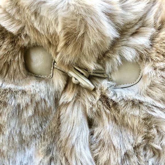 Koala Kids faux fur vest 12-18 months - Picture 3 of 3